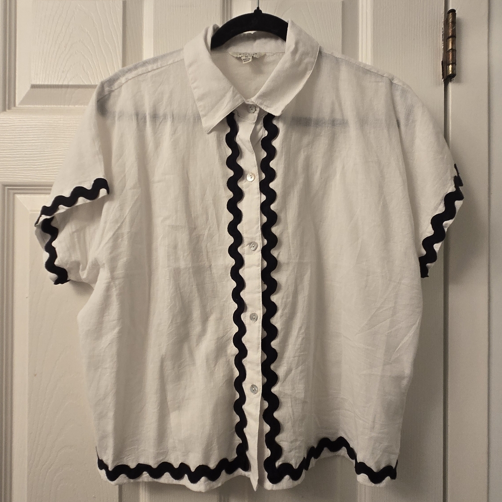 Linen Blend White Blouse With Black Ric-Rac Trim